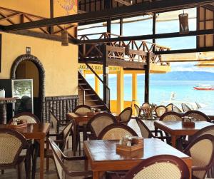 Lalaguna Beach Club & Dive Centre