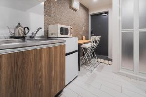 2 min by train to Shibuya New 3rd floor 19 square meters