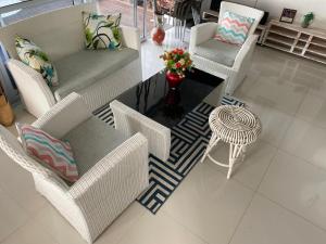 Apartamento Ricaurte 90 m2, 3 habitac, 6 personas, Peñazul La Morada LuisFeryClarita