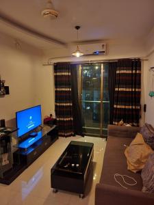 One Bedroom Hall Kitchen Apartment for Work Personal use