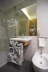 Habitación Cuádruple Superior con baño privado