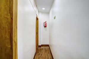 Super Hotel O Santacruz Railway Junction Formerly Kharsubway