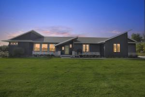 Peaceful Secluded Wausau Retreat