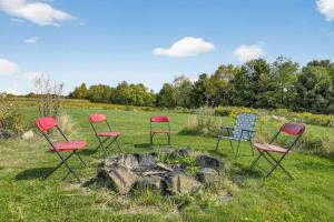 Peaceful Secluded Wausau Retreat