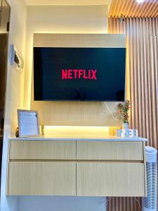 Cozy Family 2BR with Wi-Fi, Vanity & Work Desk Combo for 4-6pax near IT Park Cebu - Unit Sophia by Gerra