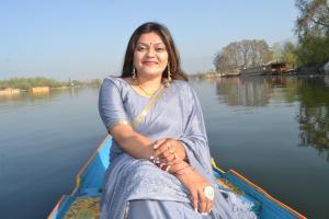 Houseboat Young Kabul