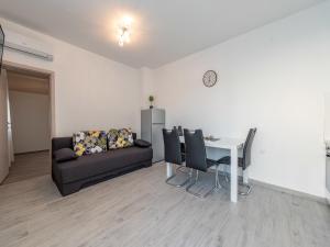 Villa in Galovac with Pool near Zadar