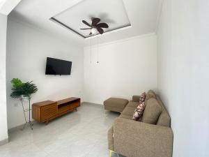 Villa Sinyo By Mentaripro Bali