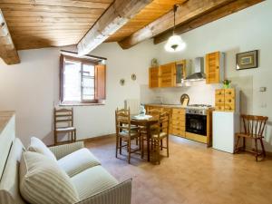 Holiday Home in Città di Castello with Pool