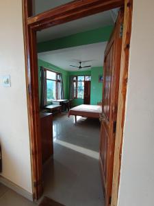 Malis Apple Lodge homestay