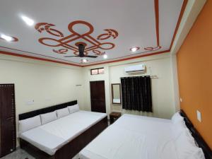 Bholashankara Vasavi Annapurna Satram