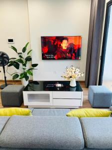 Imperia Smart City View Park and Lake