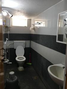 Golden Gate 2bhk Serviced Apartment Mangadu