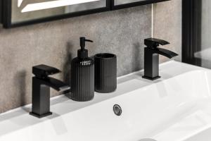 Luxury 2 bedroom House & Garden Stratford London