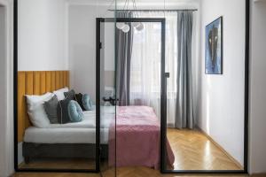 Corner House Residence