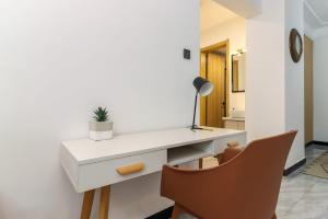 celestial modernly furnished two bedroom apartment with amazing city views heated swimming pool ,children playground ,ample private parking space and amazing scenic views