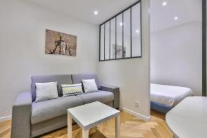 Bonne Nouvelle Paris 2e Charmant appartement 4P