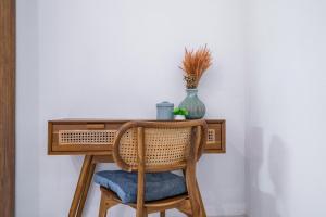 Niraya Haven-Santai Biru Kutuh