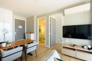Diamond Condominium Phuket 2BR 5 min to Bangtao beach