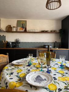 Charmant rez-de-jardin indépendant avec chambre privée