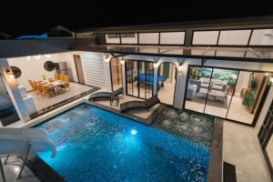 White berry pool villa aonang