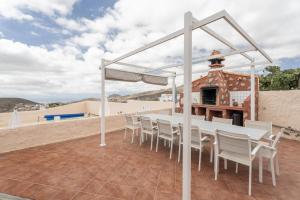 Casa El Pinito No Groups Under 27