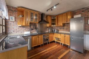 Casa El Pinito No Groups Under 27