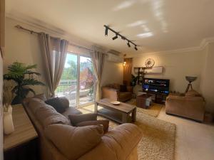 Madinaty Well-furnished 3- Bedroom apartment - شقة فندقيه للايجار مدينتي