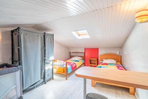 A 100 M Plage,centre,marché, 3ch