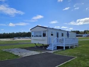 Thurston Manor Caravan Park, Pony Meadow