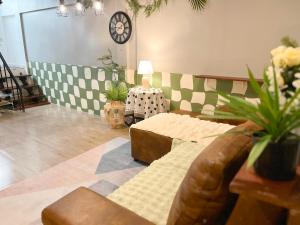 4BR entire house next to Skytrain BTS and Subway MRT Chatuchak