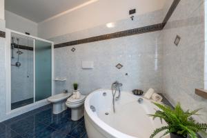 PODERE GELLINO 14, Emma Villas