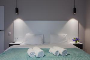 Victory Apartment by Apgrade