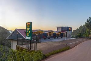 Sterling Ameris Kasauli