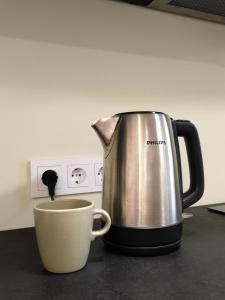 GOOD LOCATION studio near the old town - station - airport - self check in