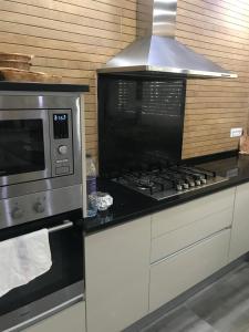 Sea View Villa, 5 min from Beach and City Center Chott Mariem