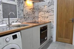 Cozy Newcastle Apartment with 2 Bedrooms