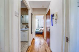 Bright One Bedroom Flat by Kings Cross