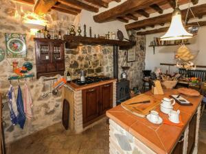 Villa in Maremma with Private Pool & Views