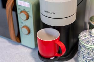 Bright One Bedroom Flat by Kings Cross