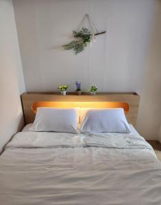 몽마르뜨 숭인 24시 셀프 체크인 3룸 퀸4 최대8인 얼음정수기 비데 종로 동묘역 명동 동대문 가족 단체