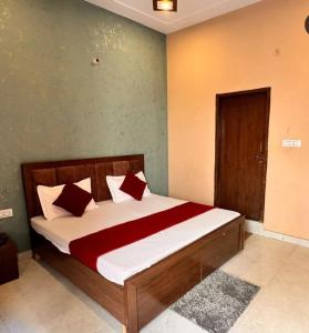 Raghav dham guest house