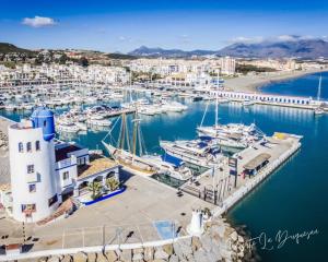 CasaSalerosa - New 3 Bed Flat in Manilva