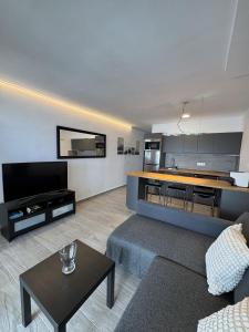 Casahost Tuscan Blue Pool View