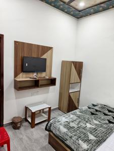 Manthan Home Stay janambhumi 82796chirag83257