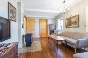 3009Møllehuset, Begge Huse