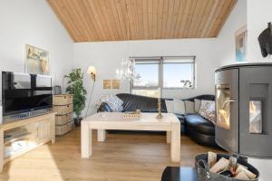 Experience The Sea View From Hyldevej 6 In Nr Lyngby!