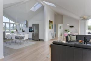 Helledievej 89 Beautiful Holiday Home For 8 People