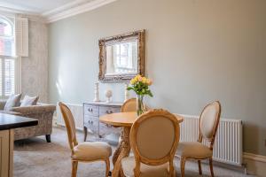 Clifford St - Apartment 5