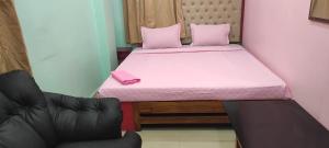 Gunjan guest house near sskm hospital